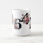 8647アンチトランプブラックレタリング&ピンクの花 コーヒーマグカップ (中央)