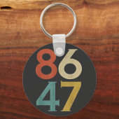 86 47ダンプトランプクールレトロアンチ – トランプ キーホルダー (正面)