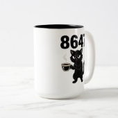 86 47 かわいい怒った黒猫コーヒー抗議レジスト ツートーンマグカップ (正面右)
