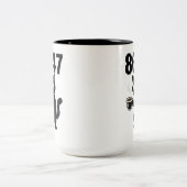 86 47 かわいい怒った黒猫コーヒー抗議レジスト ツートーンマグカップ (中央)