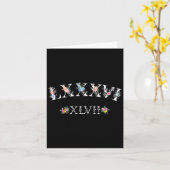 86 47 Roman Numerals Floral 8647 Subtle Anti Trump カード (黄色い花)