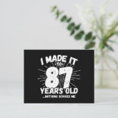 87おもしろい誕生日引用文皮肉87歳 ポストカード (スタンド正面)