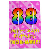 88誕生日:おもしろいピンクのハートストライプ; Rainbow 88 ミディアムペーパーバッグ (裏面)