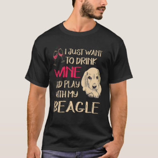 8 ワインを飲んで私のビーグルと遊ぶ Tシャツ