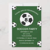 8th Birthday Party Soccer Green Boys Sports 招待状 (正面)