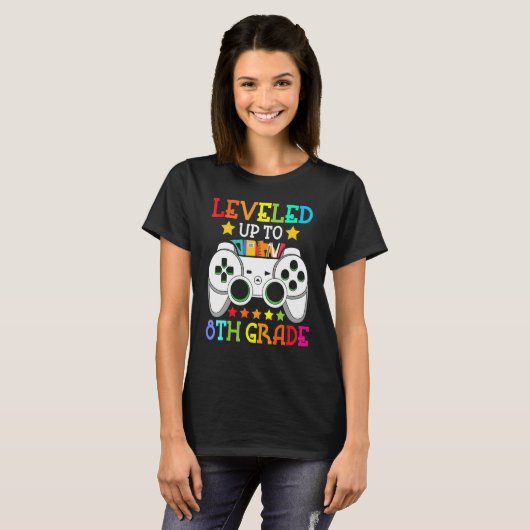 8th Grade Level Unlocked Video Game Back To School Tシャツ (正面フル)