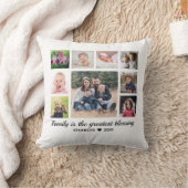 9フォトコラージファミリー引用文モノグラム白黒 クッション (ブランケット)