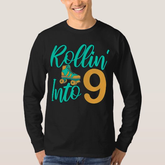 9ローラダービースケートで滑るパーティー誕生日 Tシャツ (正面)