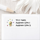 9匹の蝶を持つ跳ねる少女 ラベル (インサイチュ)