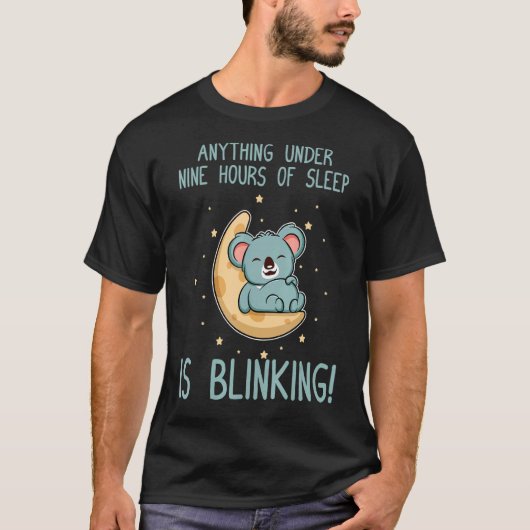9時間未満の睡眠が点滅！かわいいコアラ Tシャツ (正面)