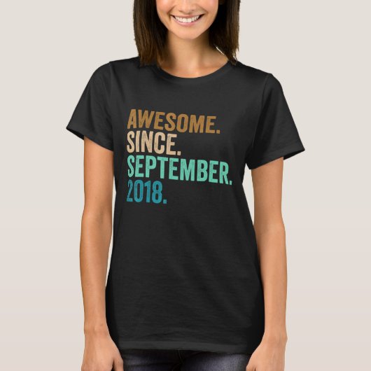 9月から4歳素晴らしの誕生日 Tシャツ (正面)