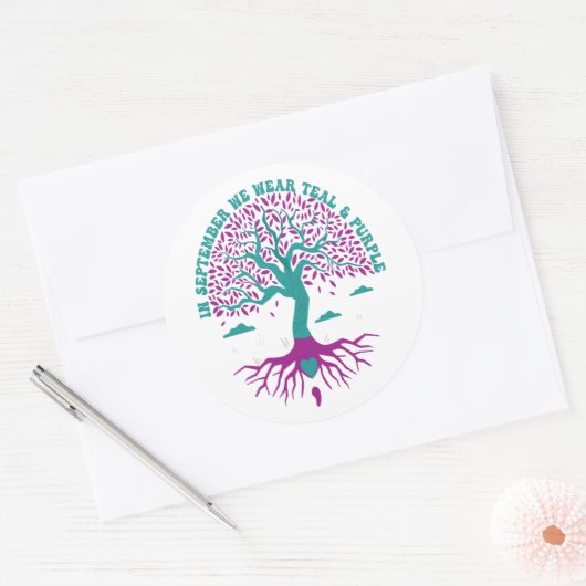 9月に私たちは衣服ティール（緑がかった色）と紫色のメンタルヘルス ラウンドシール (封筒)