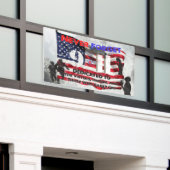 9月11日 横断幕 (ビルの外側)