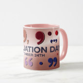 9月24日句読点の日ピンクコーヒーマグ マグカップ (正面右)