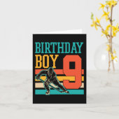 9歳のアイスホッケーをテーマにした9th誕生日パーティーSu カード (黄色い花)