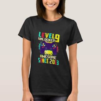 9歳の少年ティーンズレベル9アンロック9歳の誕生日 Tシャツ