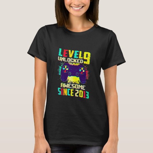 9歳の少年ティーンズレベル9アンロック9歳の誕生日 Tシャツ (正面)