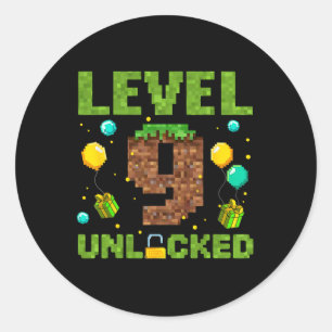 9歳の誕生日おめでとう!ゲーマー少年 レベル9到達 ピクセルアート ラウンドシール