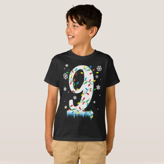 9歳の誕生日クリスマススノーフレーク9歳の子供 Tシャツ (正面フル)