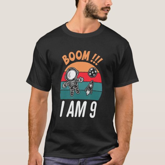 9歳の誕生日少年宇宙飛行士スペース9歳の誕生日 Tシャツ (正面)