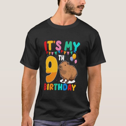 9歳の誕生日 かわいいカピバラのテーマ 9歳 Tシャツ (正面)
