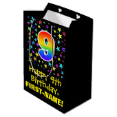 9歳の誕生日：カラフルな星柄と虹9 ミディアムペーパーバッグ (裏面アングル)