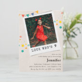 9歳シンプルの誕生日招待状ガールフォト 招待状 (スタンド正面)