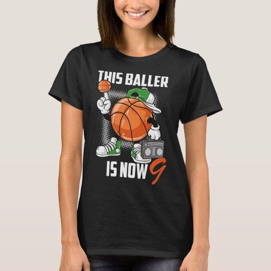 9誕生日バスケットボール選手おもしろい9歳キッド Tシャツ (正面)