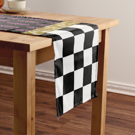 90年代のヒップホップの時代遅れのベビーシャワーのテーブルのランナー ショートテーブルランナー (インサイチュ)