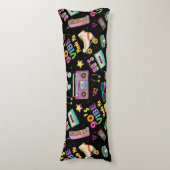 90年代のヒップホップVibesレトロが私のパターンを作った ボディピロー (正面縦)