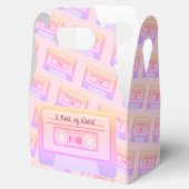 90年代80年代のVaporwave Etic Pink Valentines Day フェイバーボックス (オープン)