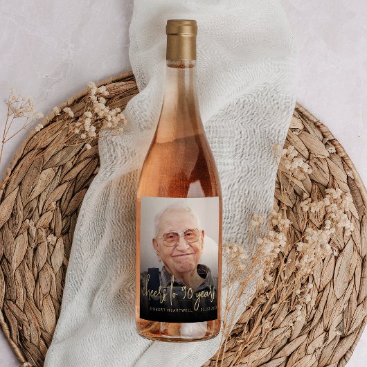 90歳の誕生日パーティーの写真で乾杯 ワインラベル