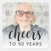 90歳の誕生日パーティー写真ブラックスクリプト乾杯 スクエアシール (正面)