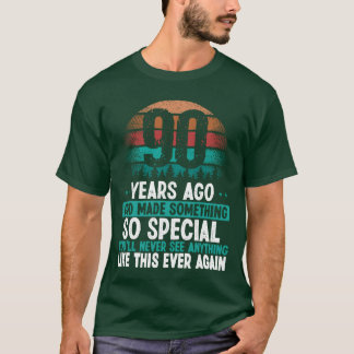 90歳の誕生日 おめでとう 神様が特別なものを創られた 90歳 Tシャツ