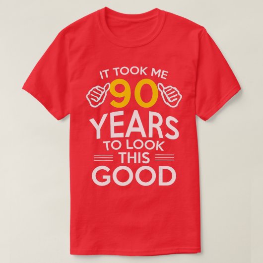 90番目の誕生日ギフト、私90年 – 90歳 Tシャツ (デザイン正面)