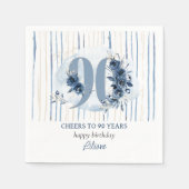 90誕生日フローラナンバーコースタルブルーストライプ スタンダードカクテルナプキン (正面)