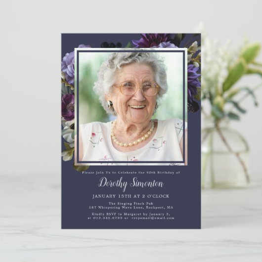 90誕生日写真ムーディパープルフローラ 招待状 (スタンド正面)