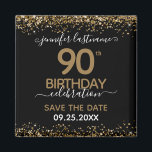 90誕生日日付の保存 マグネット<br><div class="desc">上エレガントフェイクと下に紙吹雪のハイライトが輝く金ゴールド縁どグリッター。すべての文字は調整可能で、簡単は独自のパーティーニーズに合わせて変更できる。90素晴らしエレガント歳のテンプレートデザイン。日付マグネットのアラームを保存する。</div>