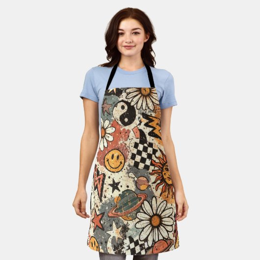90s Happy Faces Sun Flowers Pattern エプロン (着用した状態)