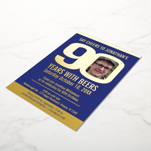 90th誕生日パーティーブルー金ゴールドフォイルフォトビール 箔招待状 (回転した状態)