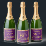 90th birthday partyパープル金ゴールドミュージックノート名 スパークリングワインラベル<br><div class="desc">紫ときらめく金ゴールドをテーマにした90歳の誕生日パエレガントーティー用のワインボトルラベル。パーティーの名前、年齢、および日付のテンプレート金色の文字。紫色の背景色と金ゴールドフレームフェイクとゴールデンミュージックノート。背景色を変更してテーマに合わせる。クリックカスタマイズ後、右側の「背景色を選択」</div>
