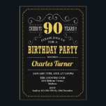90th Birthday Party – ブラック金ゴールドホワイト 招待状<br><div class="desc">第90回バースデーパーティーへの招待。黒エレガント、金ゴールド、白レトロデザインと黒板パターンとスクリプトフォント。応援90年！メッセージもしの詳細なカスタマイズが必要。</div>