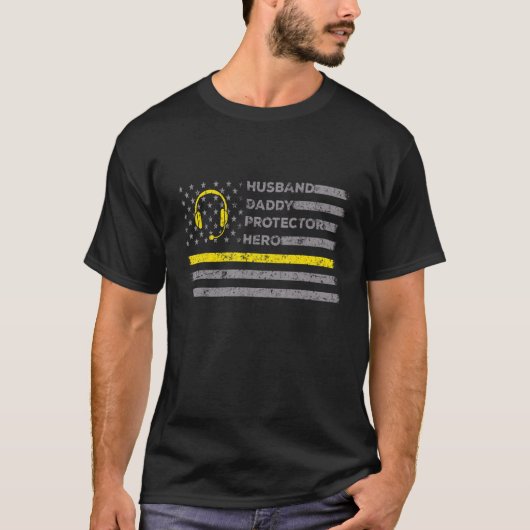 911 Dispatcher夫Daddyプロテクターヒーローアメリク Tシャツ (正面)