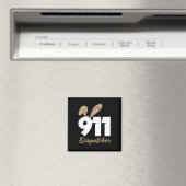 911 Dispatcher Easter Pullover Hoodie  マグネット (インサイチュ (食洗機))