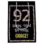 92誕生日:フローラ花数名前をカスタムする ミディアムペーパーバッグ (裏面)