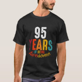 95年間も最高なPython Tシャツ (正面)