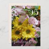 95歳の誕生日お祝い - ピンクと黄色の花 招待状 (正面/裏面)