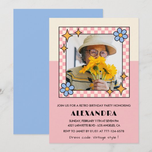 95歳の誕生日の招待レトロGroovyピンクの花 招待状 (正面/裏面)