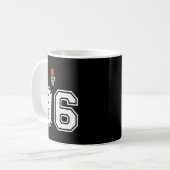 96ナンバーバスケットボールスタイルヴィンテージホワイトプレミアム コーヒーマグカップ (正面左)