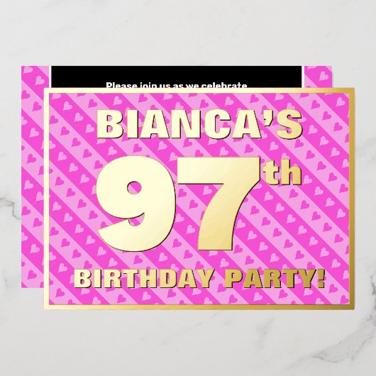 97th Birthday Party —おもしろいピンクのハートとストライプ 箔招待状 (正面/裏面)